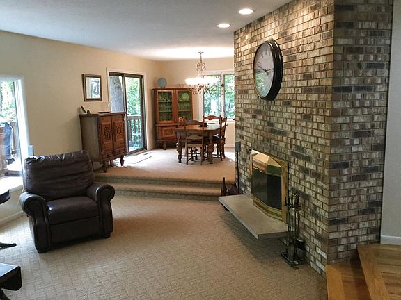 Open flow eases you right to the dining room where you can dine and enjoy meals with family or friends.  The fireplace creates an attractive elegance and warmth to the home.