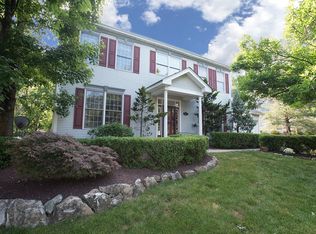 94 Bradley Ln, Bridgewater, NJ 08807
