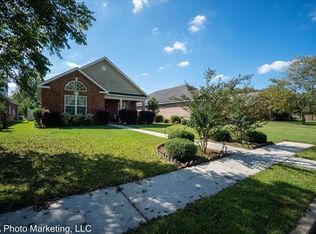 207 Jamestown Ct, Centerville, GA 31028