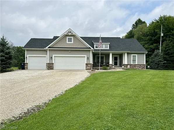 9277 German Church Rd, North Benton, OH 44449
