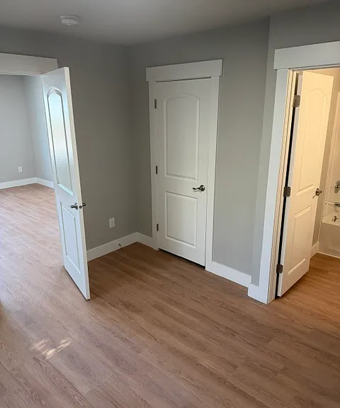 346 Carson Ave — Photo 24