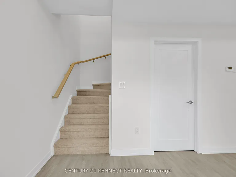 42 Lowes Rd W #82 — Photo 18