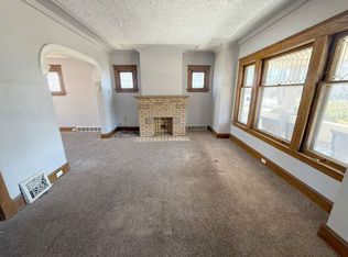 15401 Grovewood Ave, Cleveland, OH
