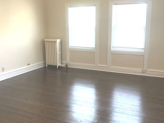 4th image of 3807 N Prospect Ave APT 4