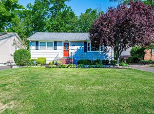 100 Elizabeth Ave, Iselin, NJ 08830