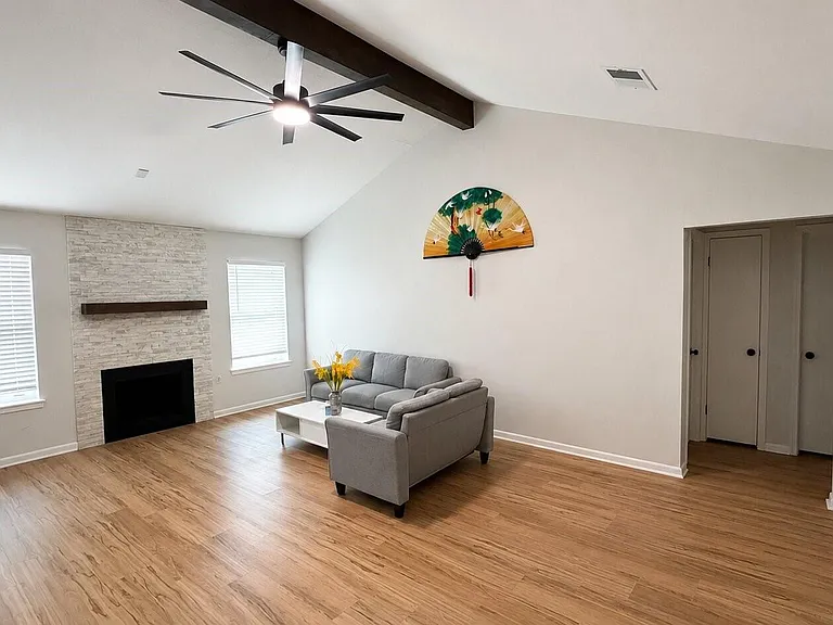13638 Greenridge Dr — Photo 6