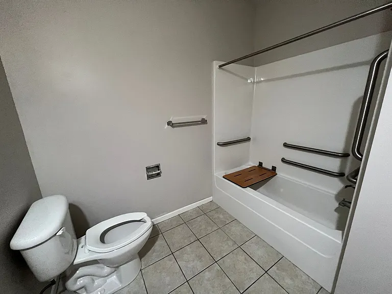 1126 Bertrand St #8 — Photo 8