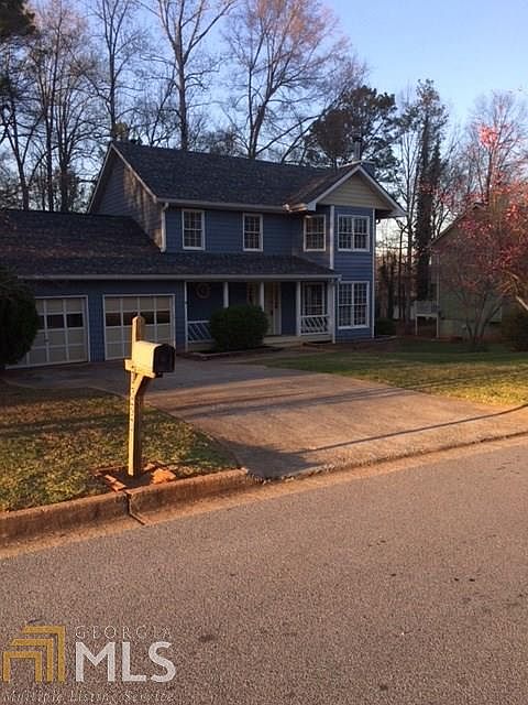 1st image of 1520 Hillside Dr SE