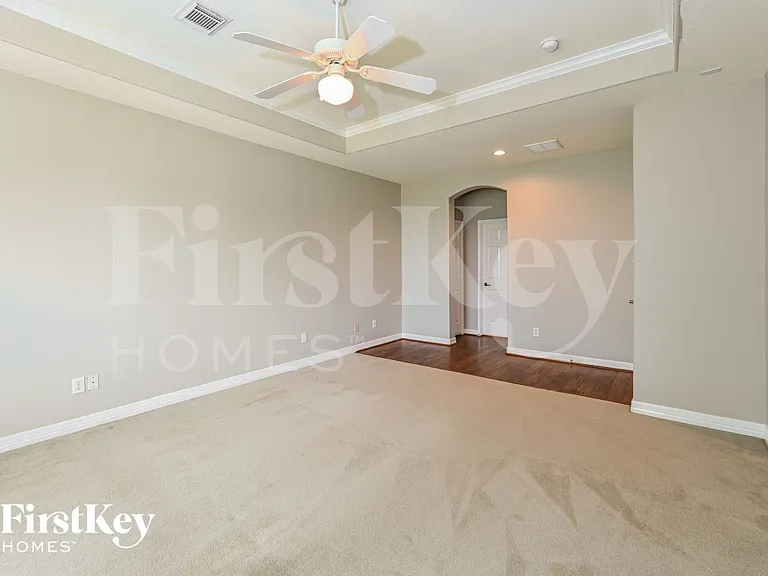 17714 Meadow Crossing Ln — Photo 8