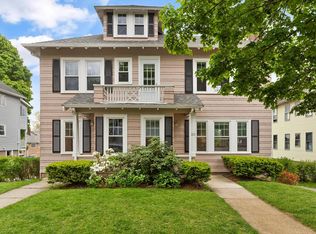111 Lewis Rd #111, Belmont, MA 02478