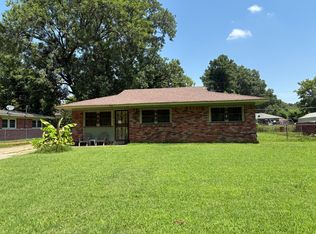 328 Stoneham Rd, Memphis, TN 38109