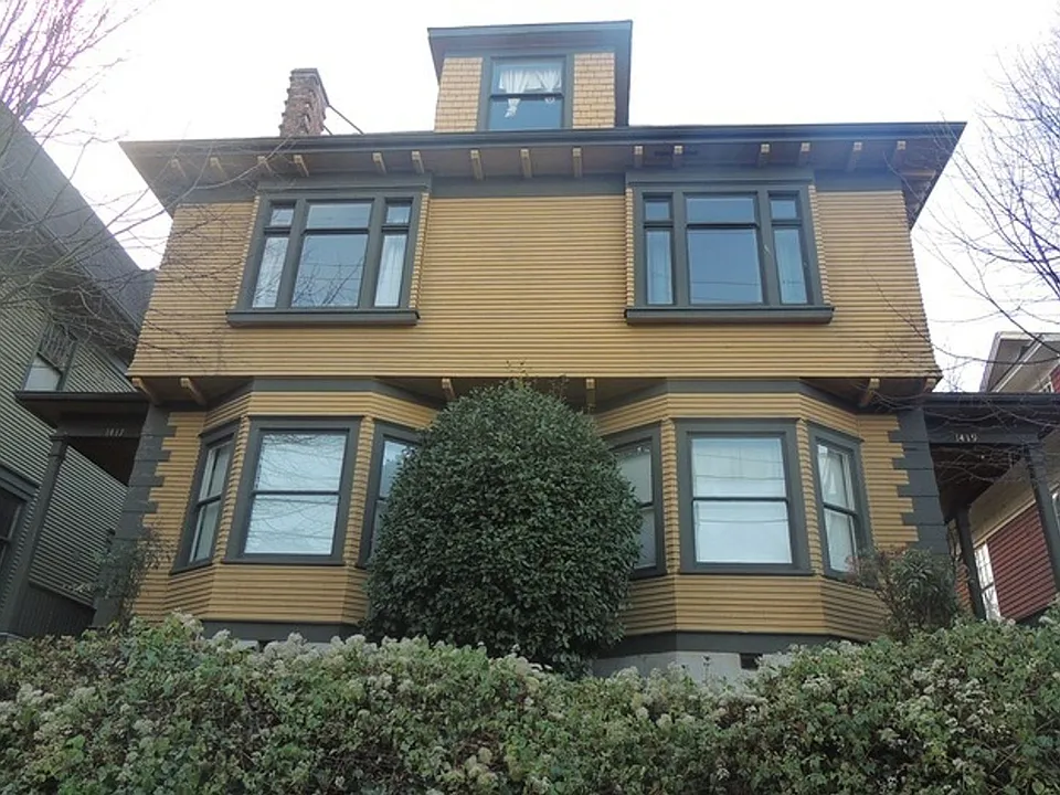 1417 Boylston Ave