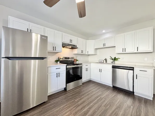 Sundale Townhomes