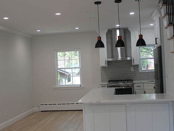 Dining Room
 & Kitchen 