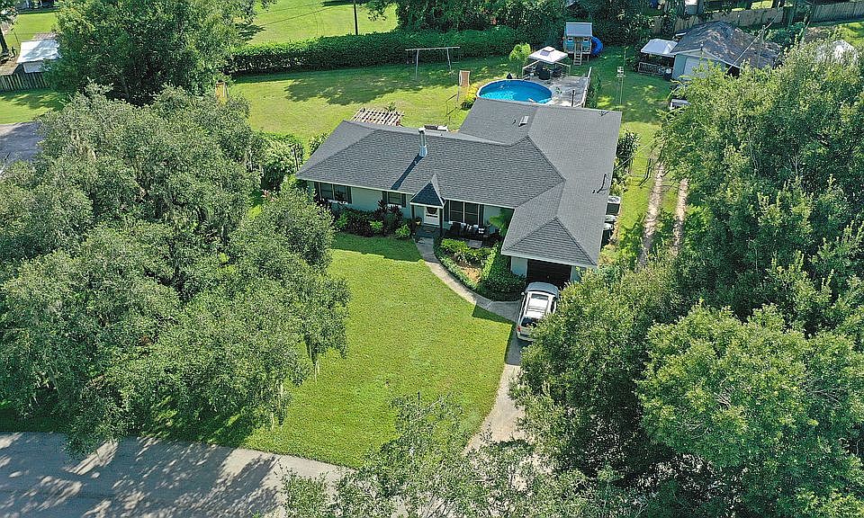 1st image of 503 S Washingtonia Ct