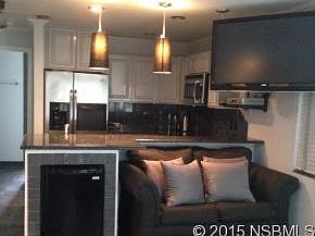 3rd image of 1105 S Atlantic Ave APT 4