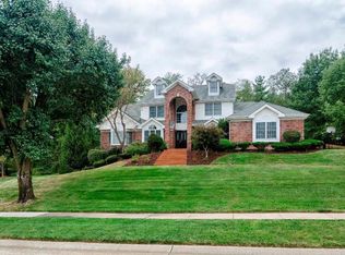 17025 Chesterfield Estates Ct, Chesterfield, MO 63005
