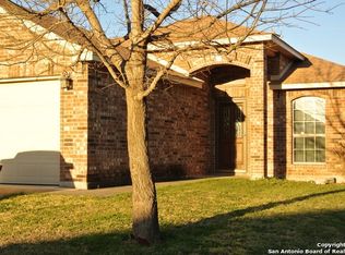 8851 Fenwood St, San Antonio, TX 78250