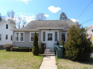 228 Gorham Ave, Hamden, CT 06514