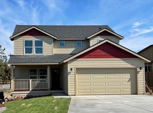4553 SW Salmon Ave, Redmond, OR 97756