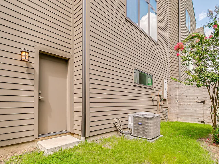 2707 Kimsey Dr #101 — Photo 32