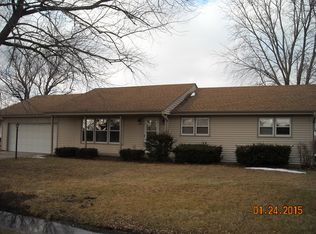 4825 W Doris Dr, Kankakee, IL 60901