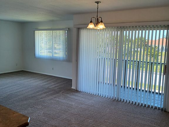 2nd image of 600 Sterthaus Dr #Ud8