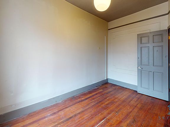 2nd image of 874 Kent Ave #3R