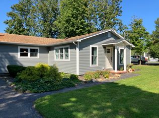 84 4th St, South Jamesport, NY 11970