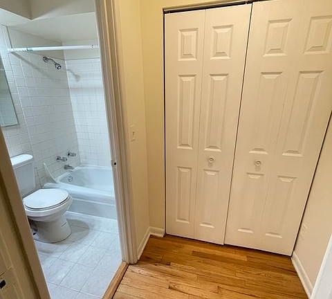 2nd image of 314 W Barry Ave #334