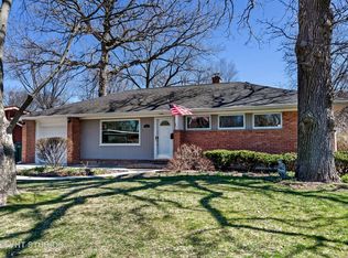 1007 Dell Rd, Northbrook, IL 60062