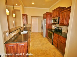 600 Almond Tree Ln, Clovis, NM 88101