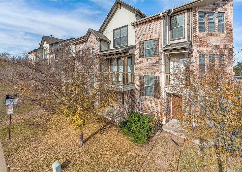 1st image of 353 George Bush Dr