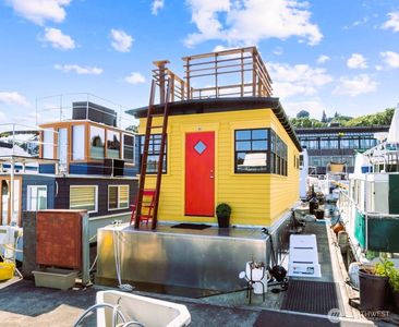 2040 Westlake Avenue N #17, Seattle, WA, 98109