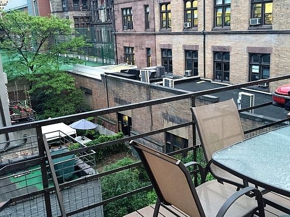 2nd image of 144 W 92nd St APT 4B