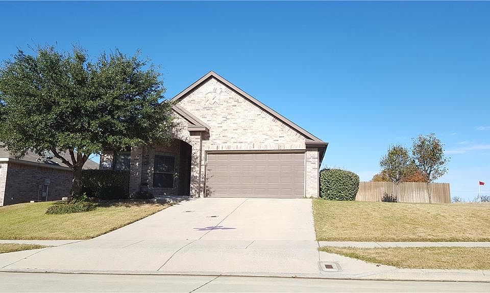 1st image of 104 Creekside Dr