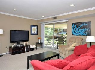 14 Old Forge Xing, Devon, PA 19333