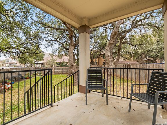 3rd image of 4538 Bexley Trail