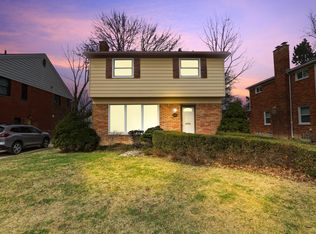 972 Northlawn Blvd, Birmingham, MI 48009