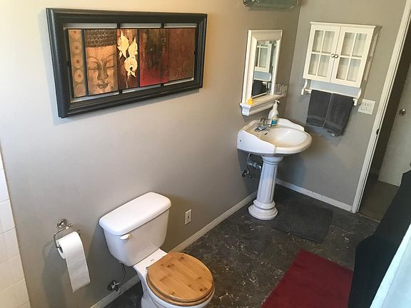 4th image of 4546 Denny Ave #2