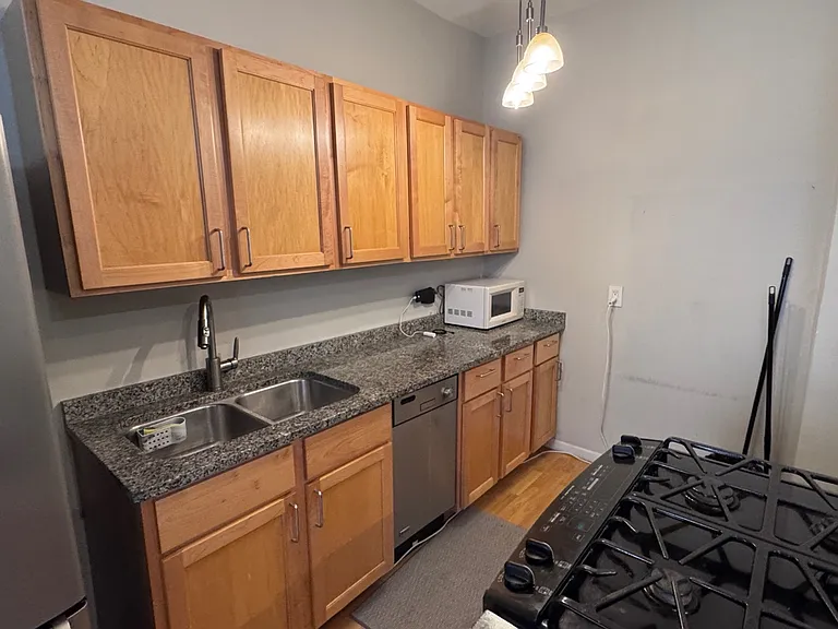 1205 W Sherwin Ave #507 — Photo 7