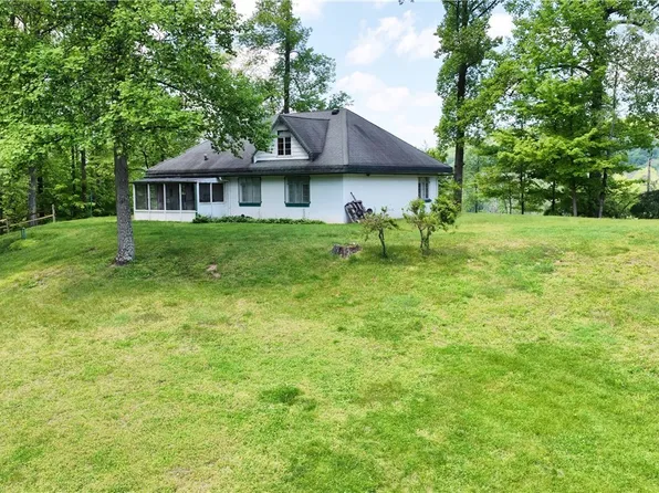 8690 Us Route 62, Killbuck, OH 44637
