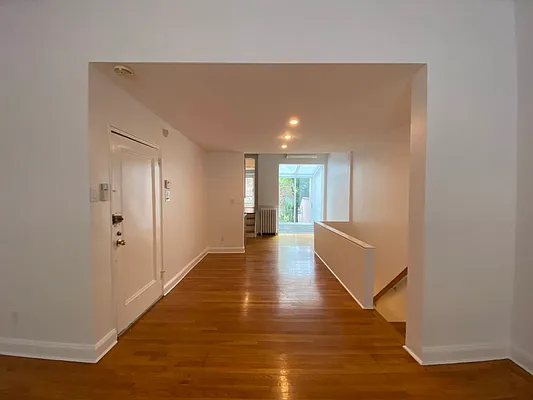 Rented by Douglas Elliman | media 22