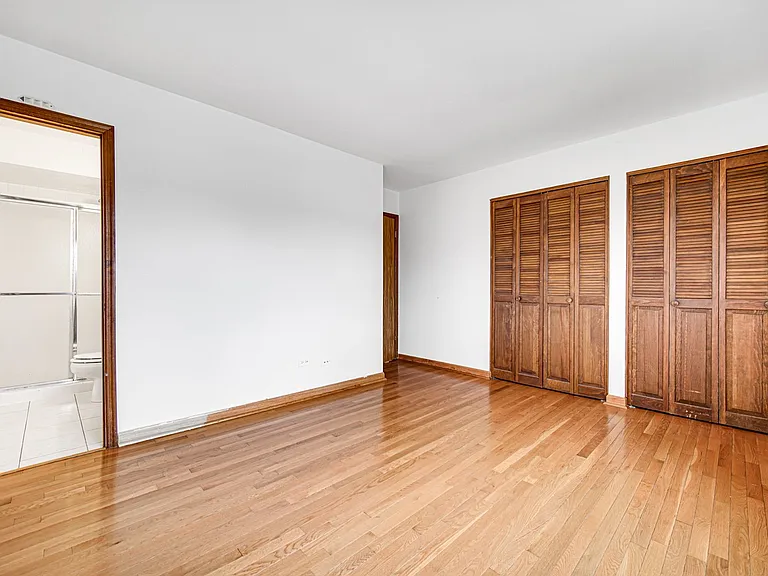 541 S Warrington Rd — Photo 15