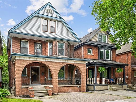 3rd image of 33 Saint Clair Ave