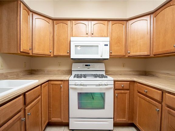 5th image of 8650 Jaffa Ct #18