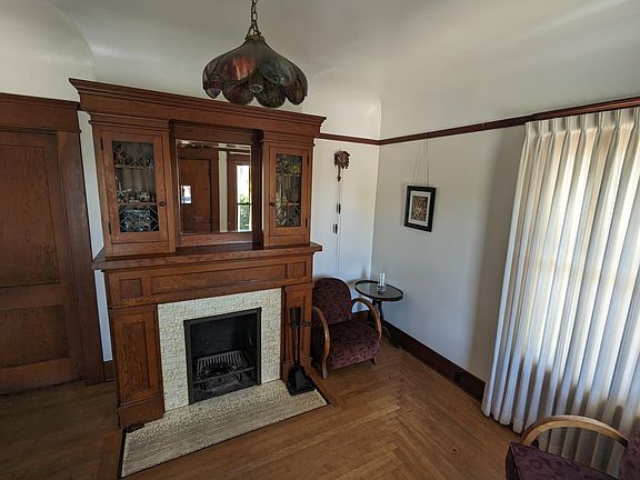 2nd image of 3048 C St