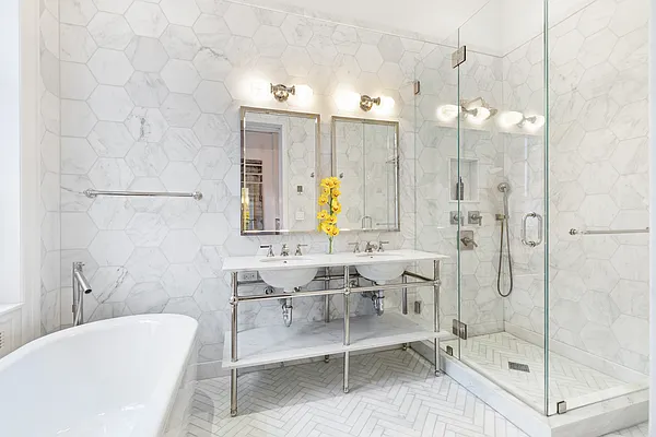 Sold by Corcoran | media 7