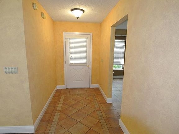 5th image of 13308 Hillwood Cir