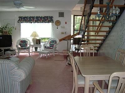 5th image of 26 Townhouse Ter #26